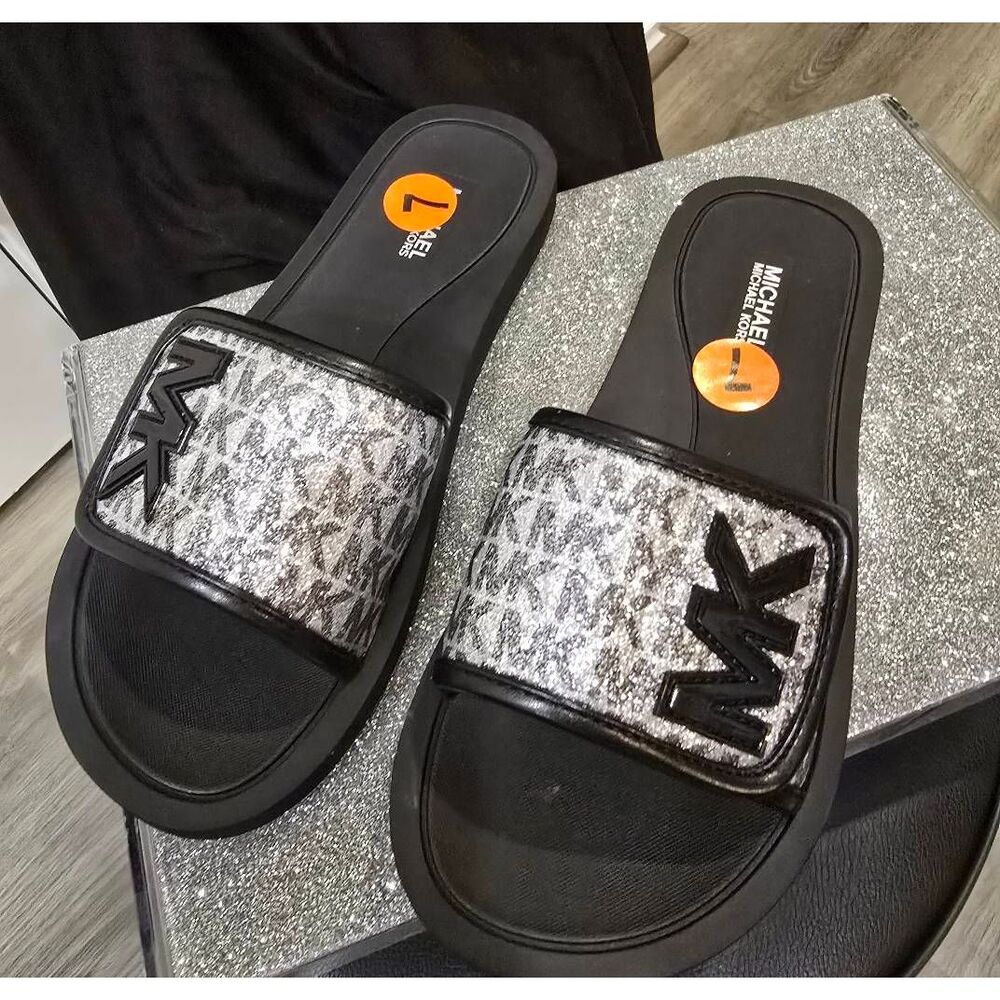 Michael Kors MK Logo‎ Glitter Slide Sandals - Picture 3 of 7